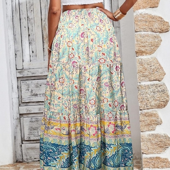 Summer Maxi Skirt Fashion Boho Long Trendy Floral High Waist. SMALL - Picture 2 of 4